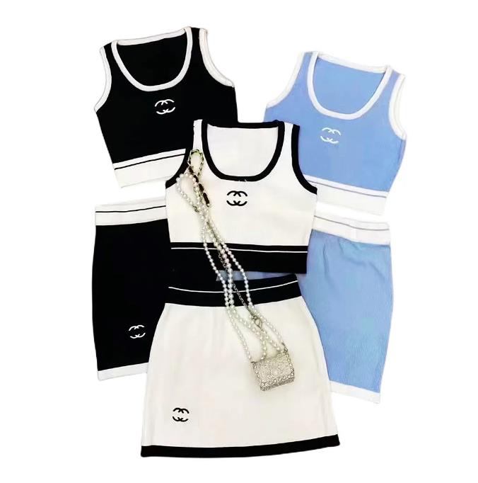 Designer Women's Two Piece Dress Two2 Piece SetS sweaters Tee vest Sweaters Hot Diamond Skirt Set CHAN
Designer Women's Two Piece Dress Two2 Piece SetS sweaters Tee vest Sweaters Hot Diamond Skirt Set CHAN