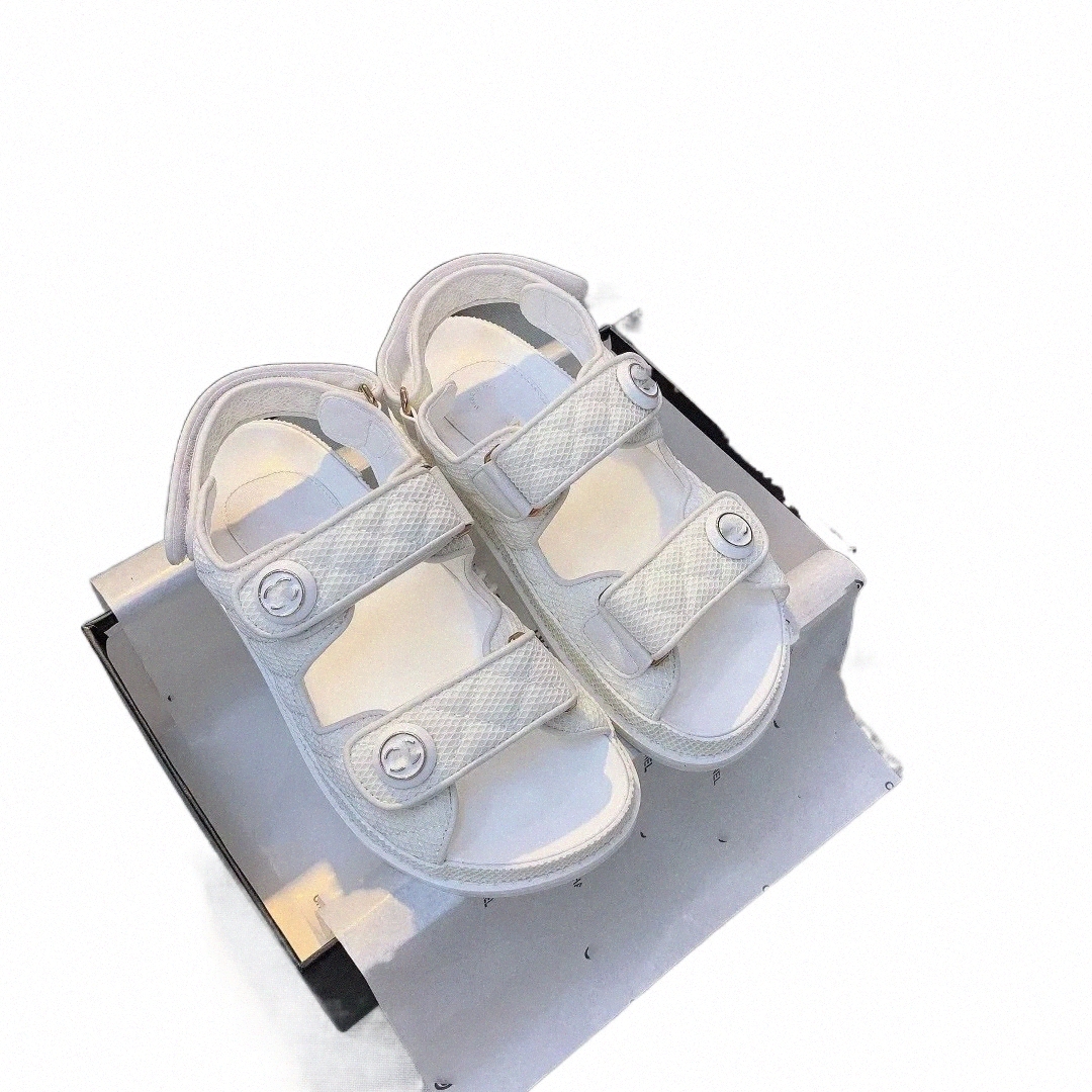 designer Women Sandales Slingback Platform Dad Sandals Shoes Leather Calf quilted Slides Summer grandad luxury sandal circular Beach Buckle Strap Soft a9fB#
designer Women Sandales Slingback Platform Dad Sandals Shoes Leather Calf quilted Slides Summer grandad luxury sandal circular Beach Buckle Strap Soft a9fB#
