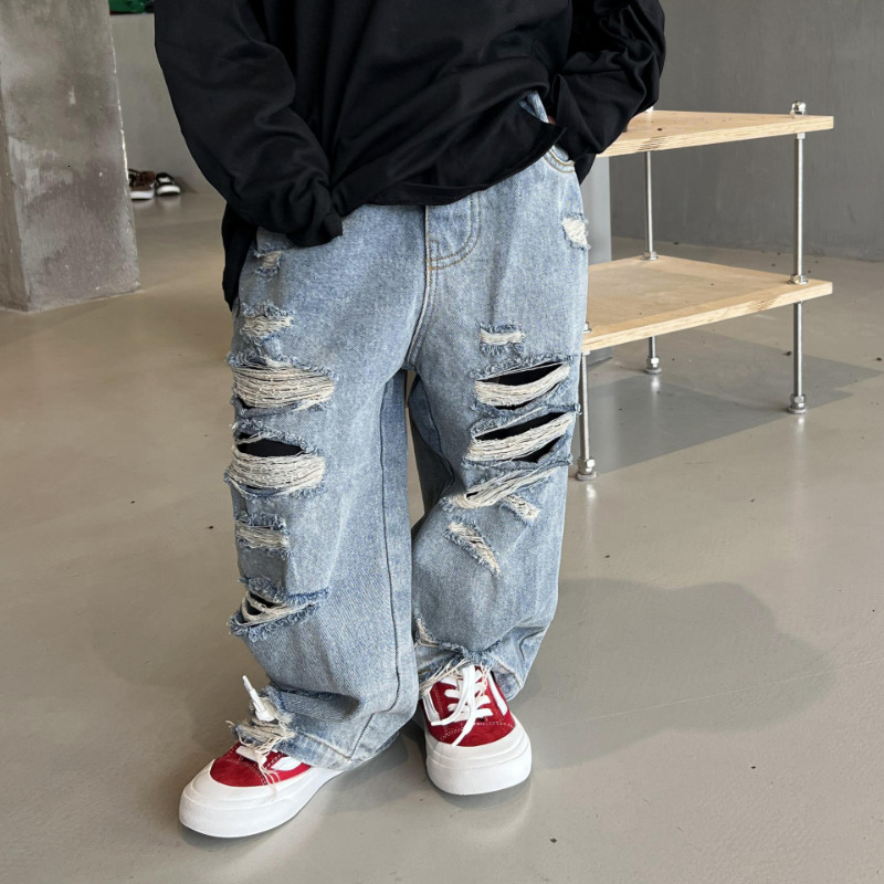 Jeans 2023 Spring Kids Trousers Boys Fashion Ripped Baby Girls Loose Casual Denim Pant 230711