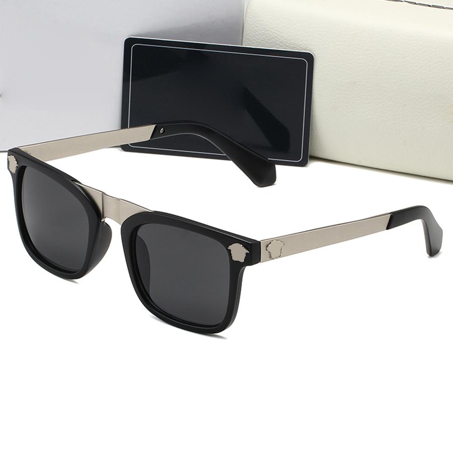 Designer Luxury Sunglasses Men Woman Eyeglasses Outdoor Drive Holiday Summer Sunglass Classic Pattern 7 Colors Top Quality
Designer Luxury Sunglasses Men Woman Eyeglasses Outdoor Drive Holiday Summer Sunglass Classic Pattern 7 Colors Top Quality