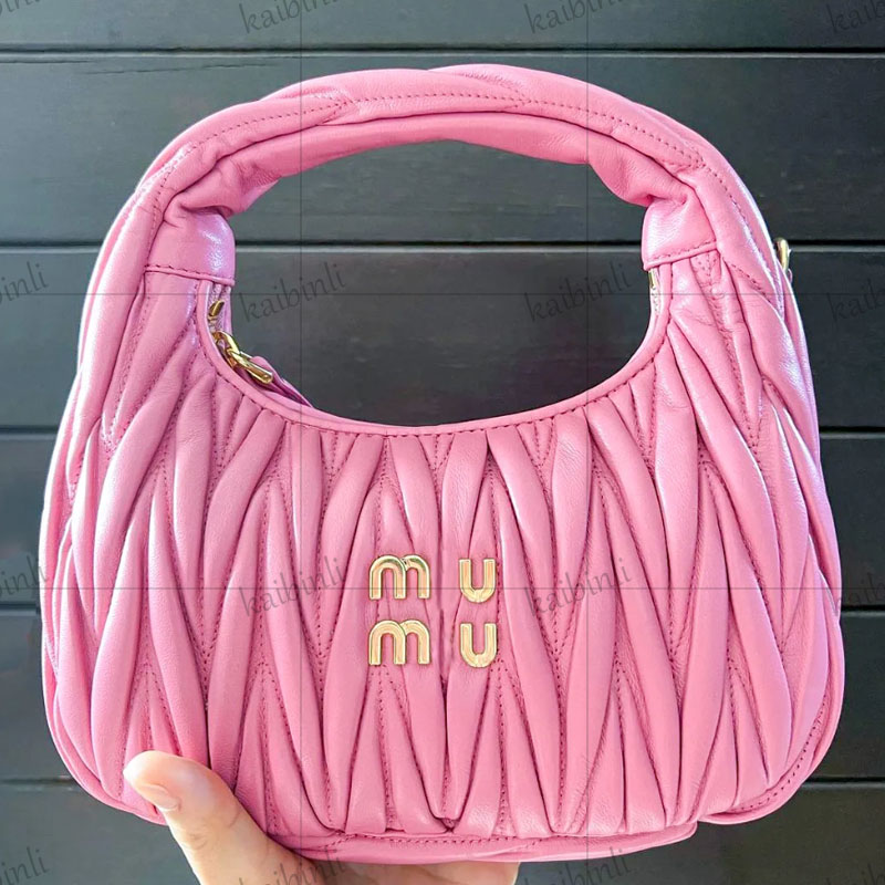 Matelasse Miumui Wander Miu underarm Mini Hobo Bag Womens Mens Miui luxury Designer purses tote handbag clutch Crossbody Genuine Leather gym fashion girl sling bags, Black
Matelasse Miumui Wander Miu underarm Mini Hobo Bag Womens Mens Miui luxury Designer purses tote handbag clutch Crossbody Genuine Leather gym fashion girl sling bags, Black