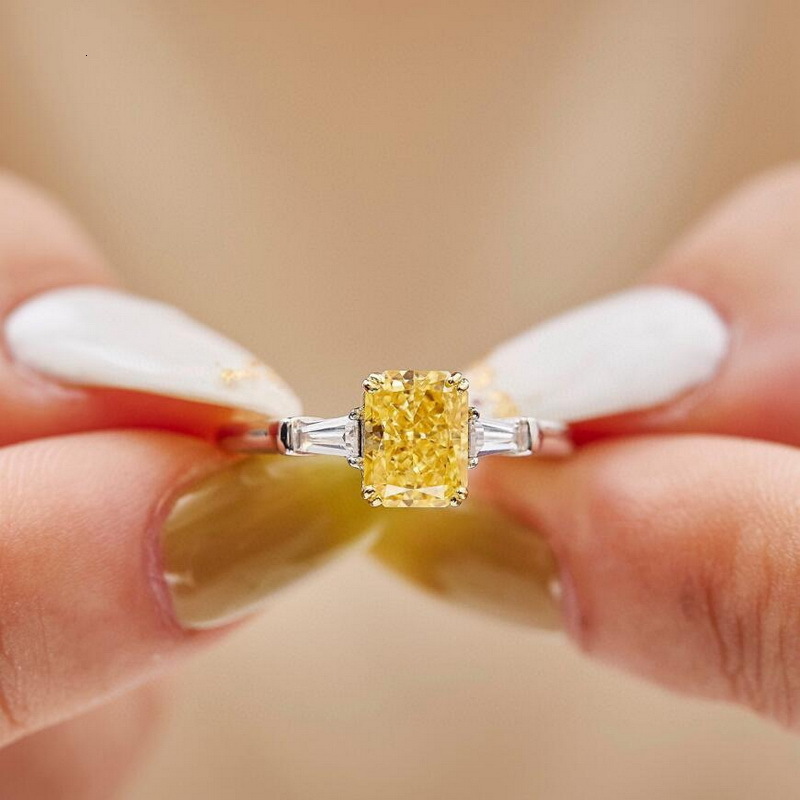 Wedding Rings Europe America Style High-end Jewellery Women Lady Settings Yellow Pink Green Square Cubic Zircon Silver Color Ring Size US5-US8 230713