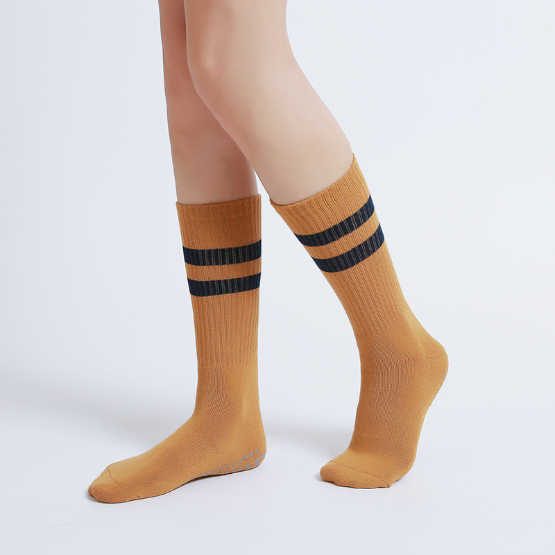 Al Winter ins Pilates stockings non-slip yoga socks cotton wholesale women's mid-tube piles thickened solid terry