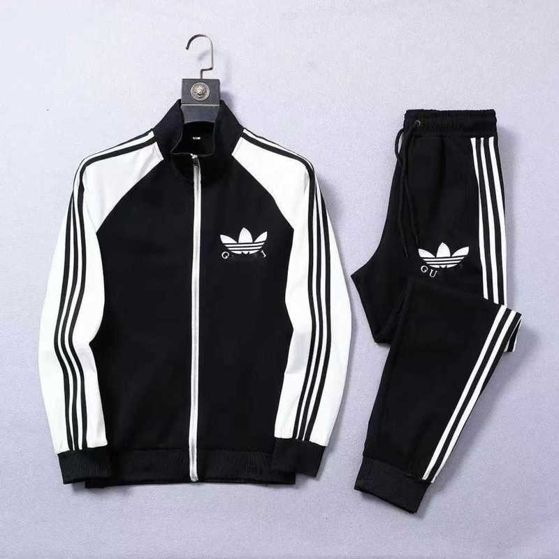 Men's Tracksuits Designer High End New Standing Collar Cardigan Set, Sweatshirt, Spring and Autumn Trend Insert, Casual Sports Two-piece Trendy Men M672, Black
Men's Tracksuits Designer High End New Standing Collar Cardigan Set, Sweatshirt, Spring and Autumn Trend Insert, Casual Sports Two-piece Trendy Men M672, Black