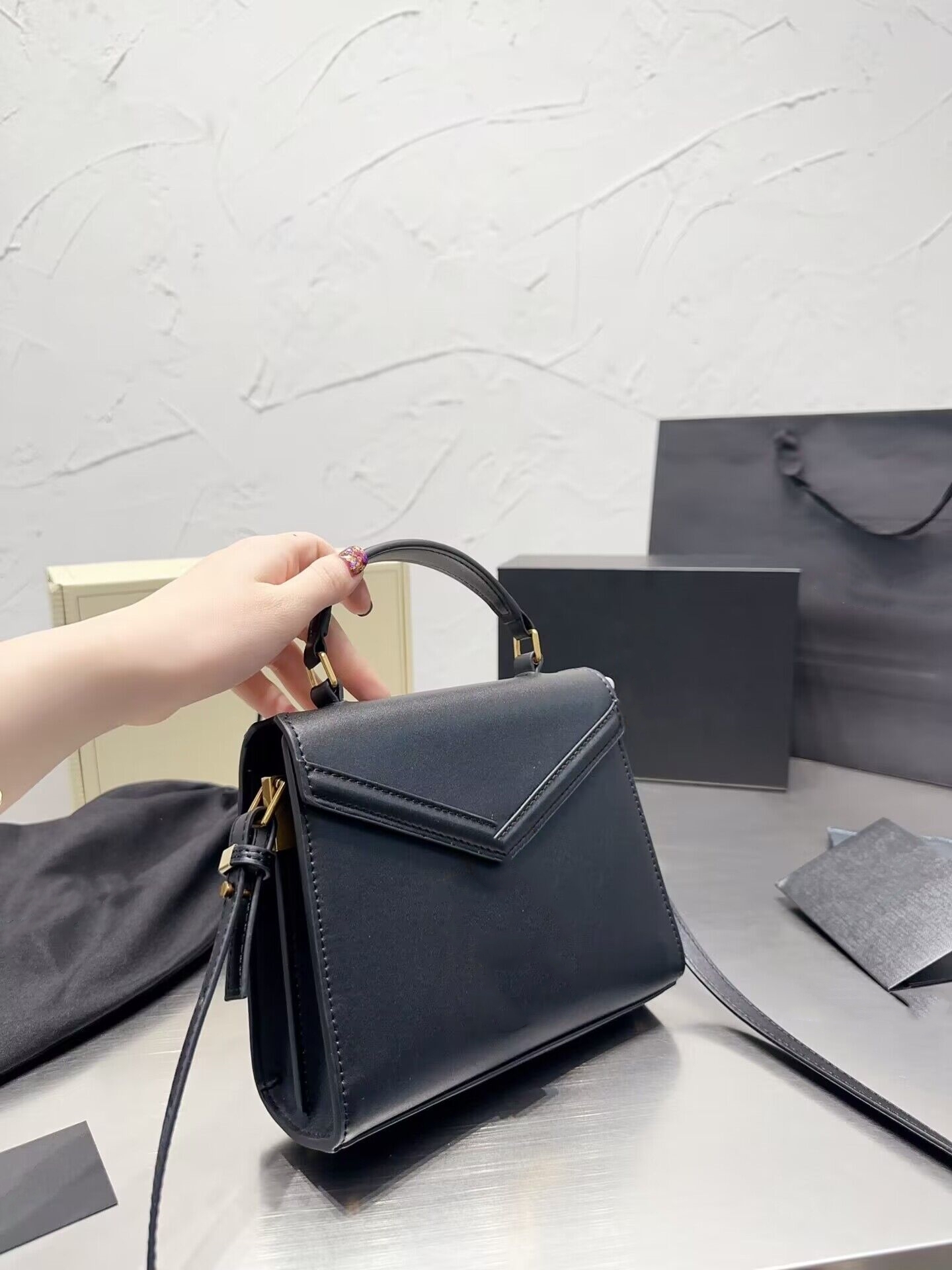 Fashion designer bag handbag cassandra bag mini black bag high quality luxurys handbag designer handbag crossbody bag messenger bag mini tote bag
Fashion designer bag handbag cassandra bag mini black bag high quality luxurys handbag designer handbag crossbody bag messenger bag mini tote bag