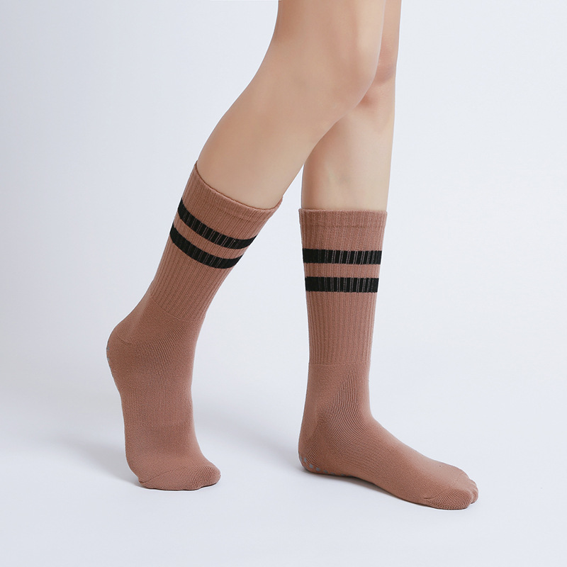 Al Winter ins Pilates stockings non-slip yoga socks cotton wholesale women's mid-tube piles thickened solid terry