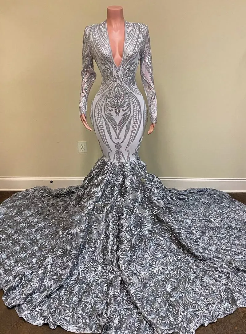 Vintage Prom Dresses Sexy Mermaid V Neck Sier Full Sleeve 3D Flowers Long Train Women Formal Party Evening Gown