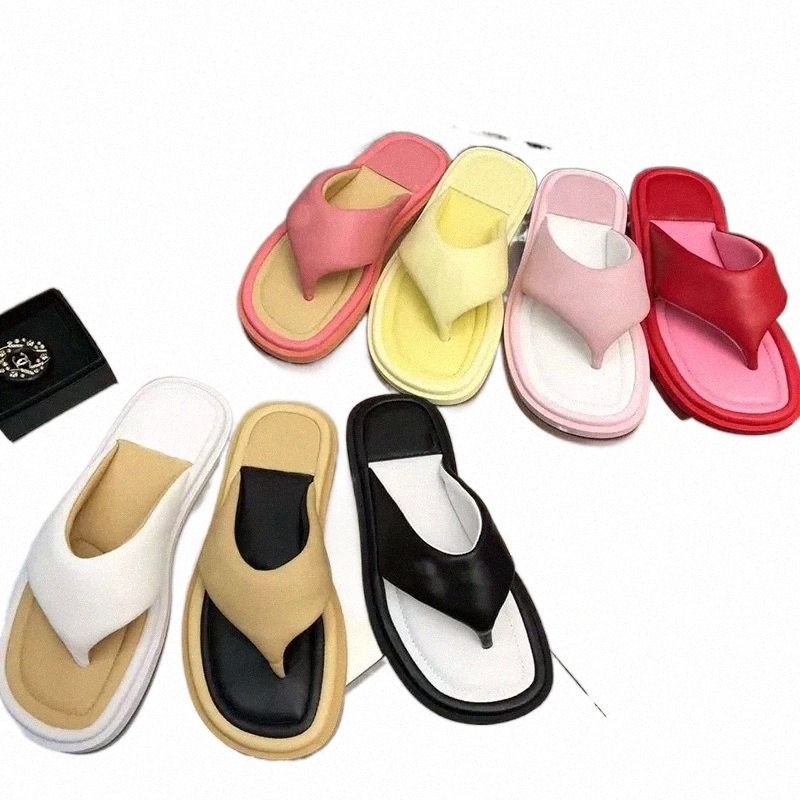 designer Leather Slide Platform Sandals New Summer Fashion Comfortable Mule Flat Bottom Slippers Ladies Multicolor Beach Sandals Size 35-42 With Box 3 g7RD#
designer Leather Slide Platform Sandals New Summer Fashion Comfortable Mule Flat Bottom Slippers Ladies Multicolor Beach Sandals Size 35-42 With Box 3 g7RD#