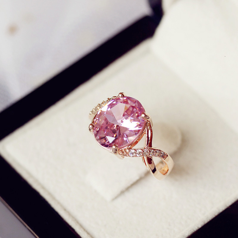 Wedding Rings Fashion Natural Pink Crystal Engagement Ring Romantic Women Give Friends Birthday Gifts 230713
