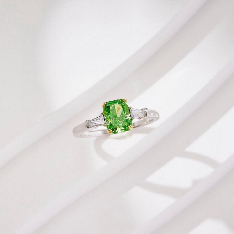 Wedding Rings Europe America Style High-end Jewellery Women Lady Settings Yellow Pink Green Square Cubic Zircon Silver Color Ring Size US5-US8 230713