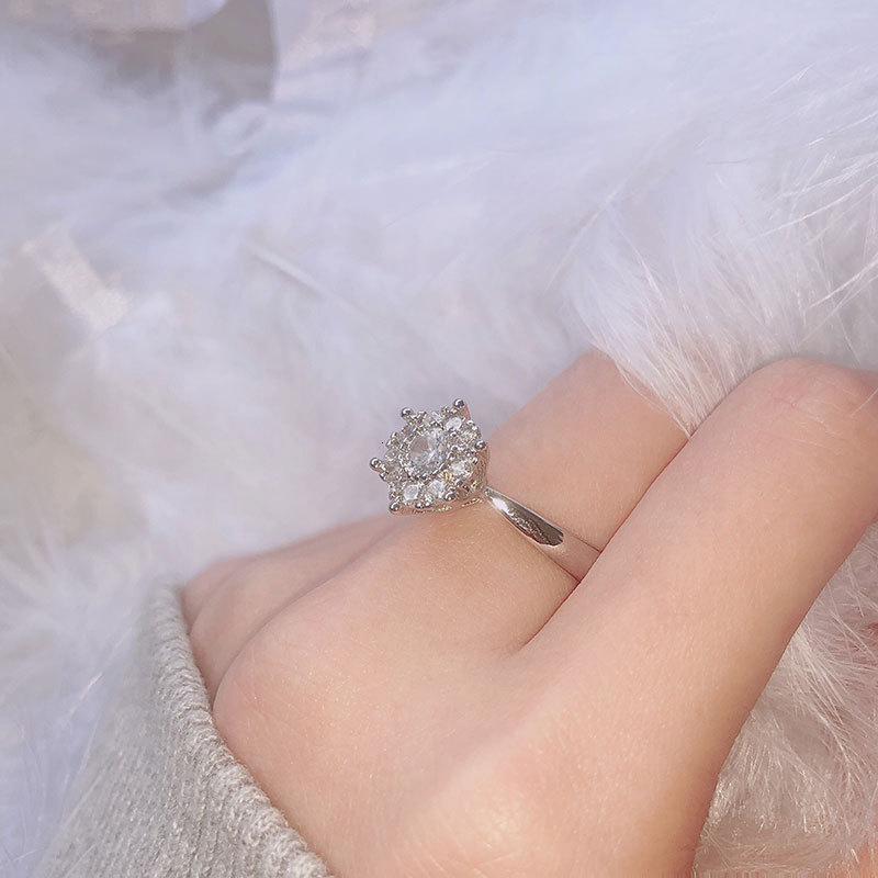 Wedding Rings Fashion Classic Personality Zircon Ring Elegant Simple Ladies Manufacturers Wholesale 230713