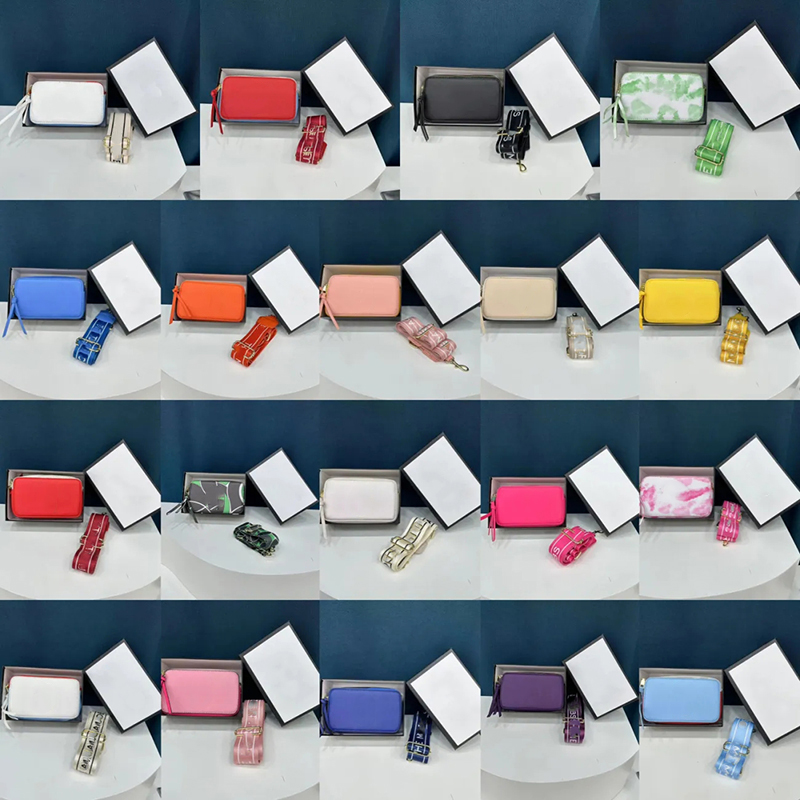 Designer Fashion bag Handbag Famous totes Snapshot Camera Small Crossbody purse Women Shoulder Bags Messenger cross body Candy Letter Small Square Bag, Brand box
Designer Fashion bag Handbag Famous totes Snapshot Camera Small Crossbody purse Women Shoulder Bags Messenger cross body Candy Letter Small Square Bag, Brand box