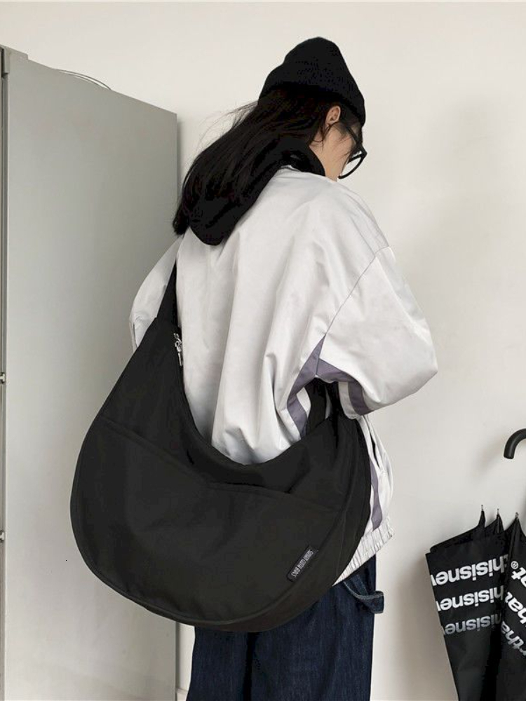 Waist Bags Shoulder Mens Largecapacity Messenger Bag Student Nylon Oxford Cloth Boys Simple Casual Dumpling Belt 230713