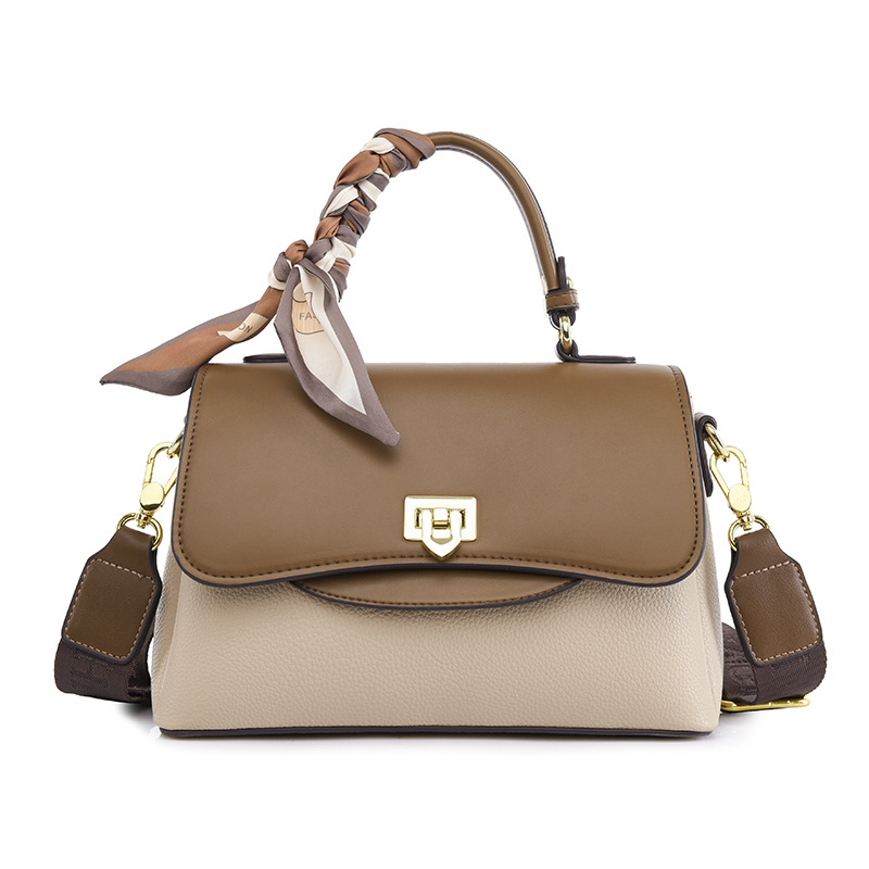 Designer Bags Fashion Handbags PU Tote Bag crossbody bag Square bag for women large capacity bag Single Shoulder bag, Size 25*12*17cm
Designer Bags Fashion Handbags PU Tote Bag crossbody bag Square bag for women large capacity bag Single Shoulder bag, Size 25*12*17cm