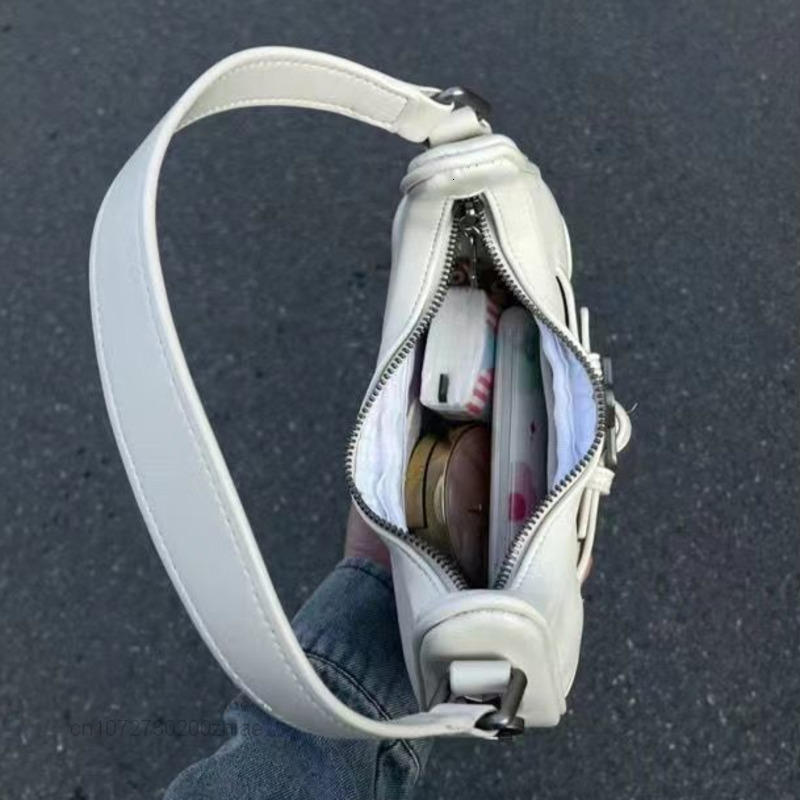 Waist Bags Vintage Star Y2K Bag Gothic Punk Handbags For Women Fashion Underarm Ladies Clutch Pu Leather Female Armpit Purses Y2k 230713