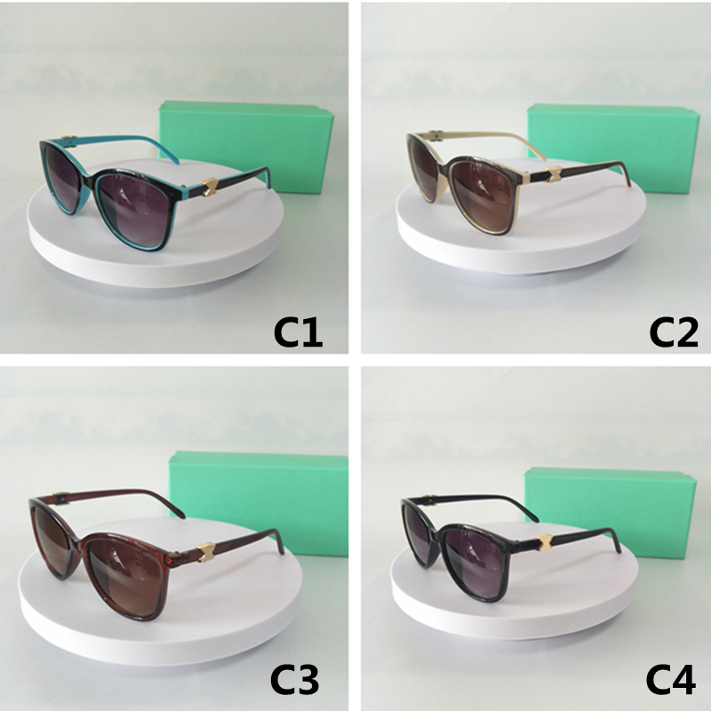 Fashion Luxury Sunglasses For Women Classic Woman Designer Sun Glasses UV400 Eyewear Female Oculos
Fashion Luxury Sunglasses For Women Classic Woman Designer Sun Glasses UV400 Eyewear Female Oculos