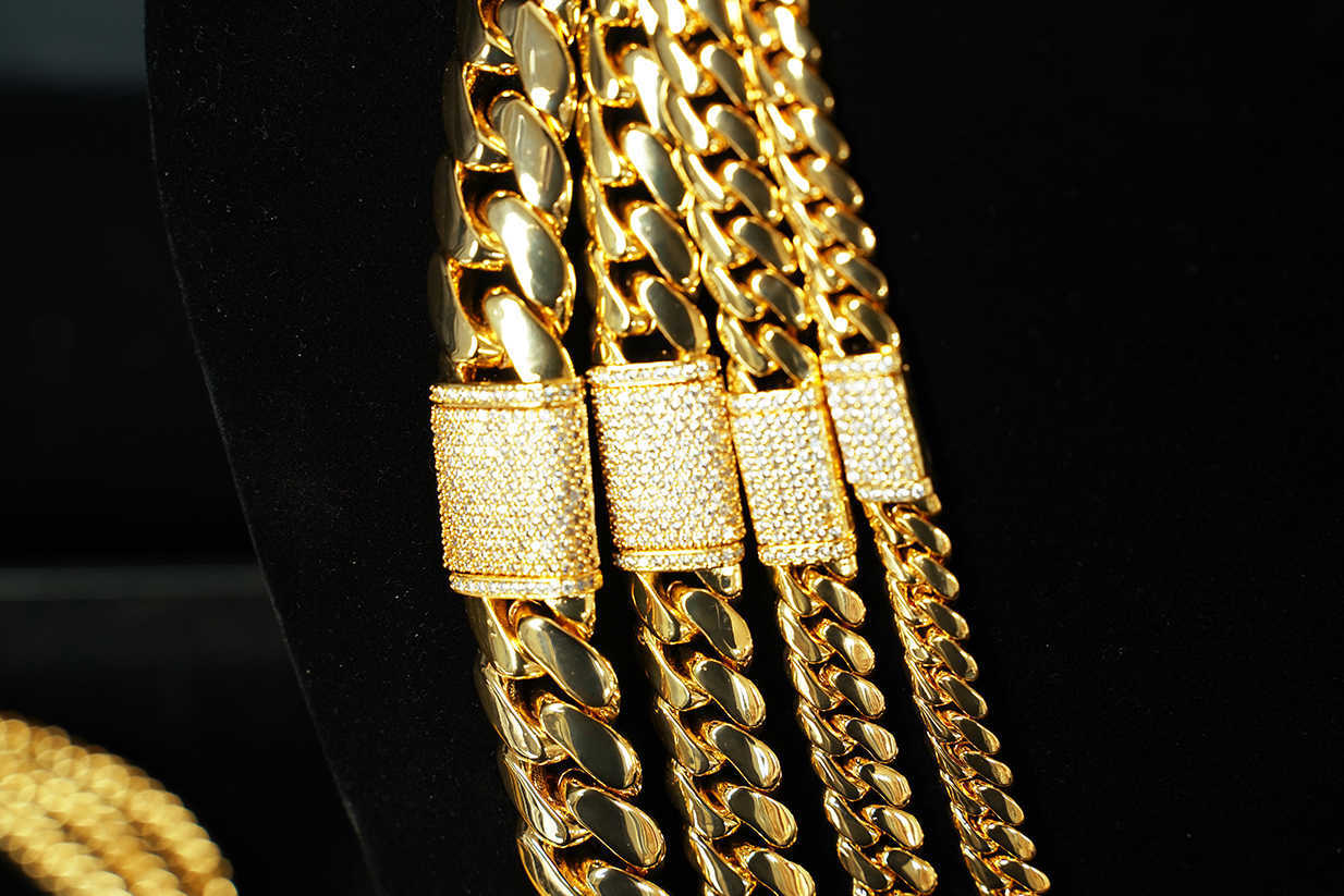 Pendant Necklaces Wholesale Choker 18k Gold Custom Gold Cuban Link Chain 24k Gold Cuban Miami 20mm