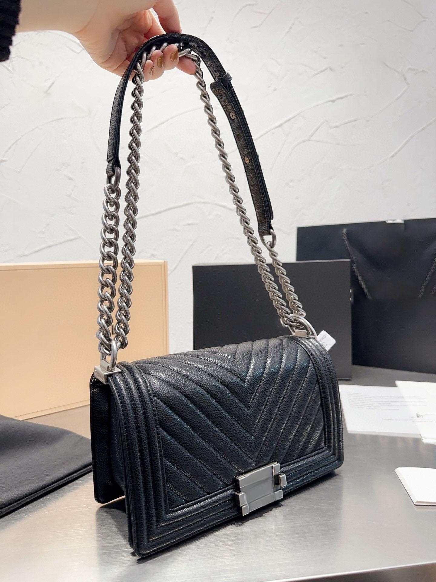 luxurys handbags Boy Handbag Sling Side Bag Caviar Leather Silver Gold-Tone Metal Adjustable Chain Purse Metal Lock Gabrielle Quilted For Women Classic Bag 25cm, Caviar green
luxurys handbags Boy Handbag Sling Side Bag Caviar Leather Silver Gold-Tone Metal Adjustable Chain Purse Metal Lock Gabrielle Quilted For Women Classic Bag 25cm, Caviar green