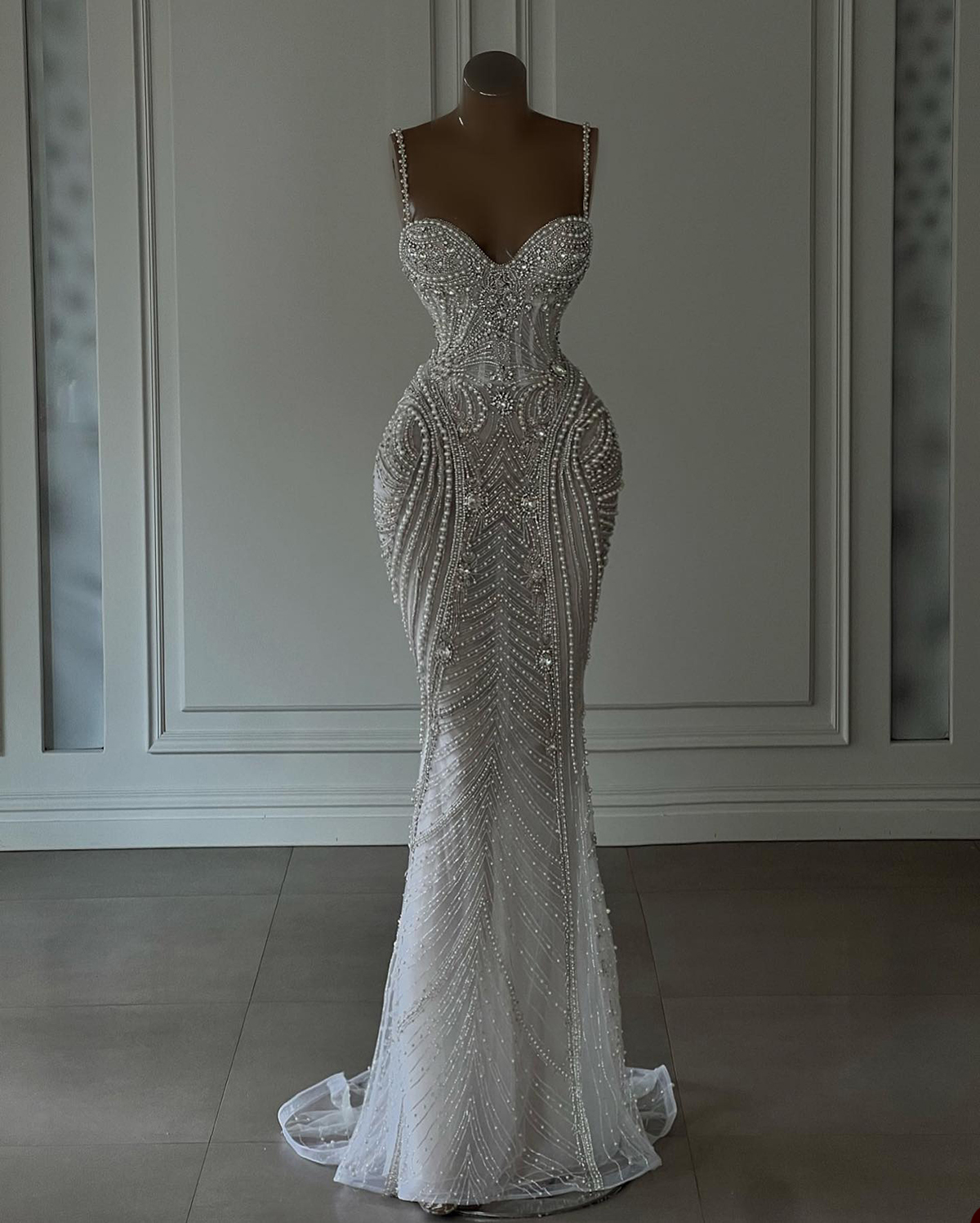 Luxury Mermaid Wedding Dresses Spaghetti Sweetheart Pearls Chain Beads Backless Zipper Floor Length Custom Custom Made Plus Size Bridal Gown Vestidos 