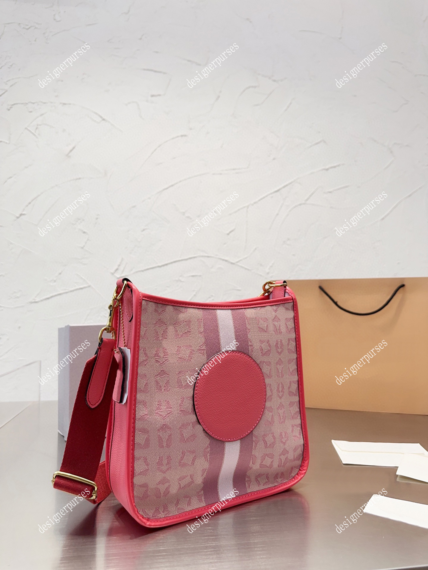 TZ 5 Colors Luxurys Canvas cowhide handbags Classic Dempsey File series Crossbody Bags wide strap Vintage Totes Fashion shopping bags Women Shoulder Bags clutch 25C, White
TZ 5 Colors Luxurys Canvas cowhide handbags Classic Dempsey File series Crossbody Bags wide strap Vintage Totes Fashion shopping bags Women Shoulder Bags clutch 25C, White