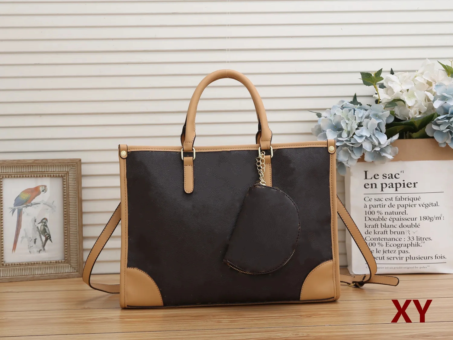 Luxury Designers Handbag Tote Shoulder Clutch Bags Crossbodys Shopping Bag Purses Letters One Handle Wallet Backpack Women Handbags Totes
Luxury Designers Handbag Tote Shoulder Clutch Bags Crossbodys Shopping Bag Purses Letters One Handle Wallet Backpack Women Handbags Totes