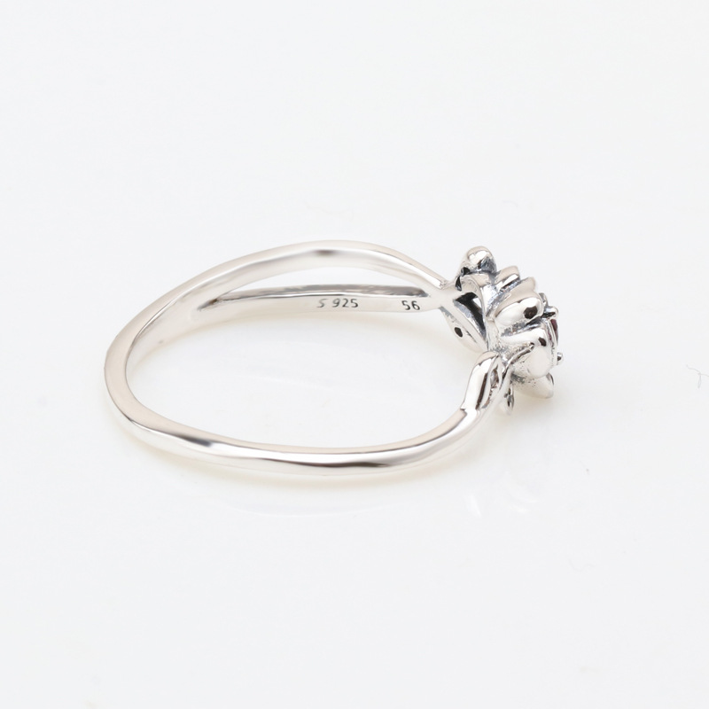 Women's Fashionable Fingerring Inspired by 'La Belle et La Bete' Ideal Gift Choice