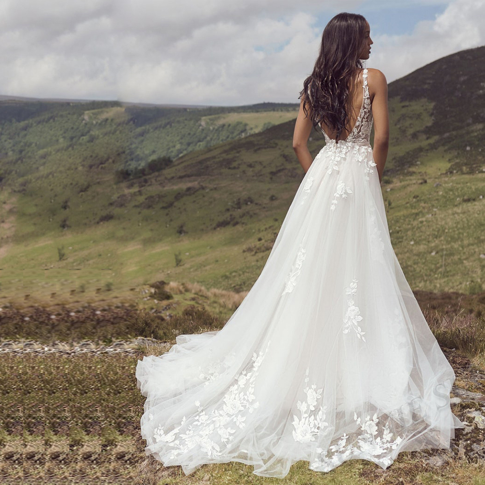 Chic Backless A Line Wedding Dresses Lace Appliques V Neck Boho Bridal Dress Ribbon Belt Sweep Train Robe De Mariee