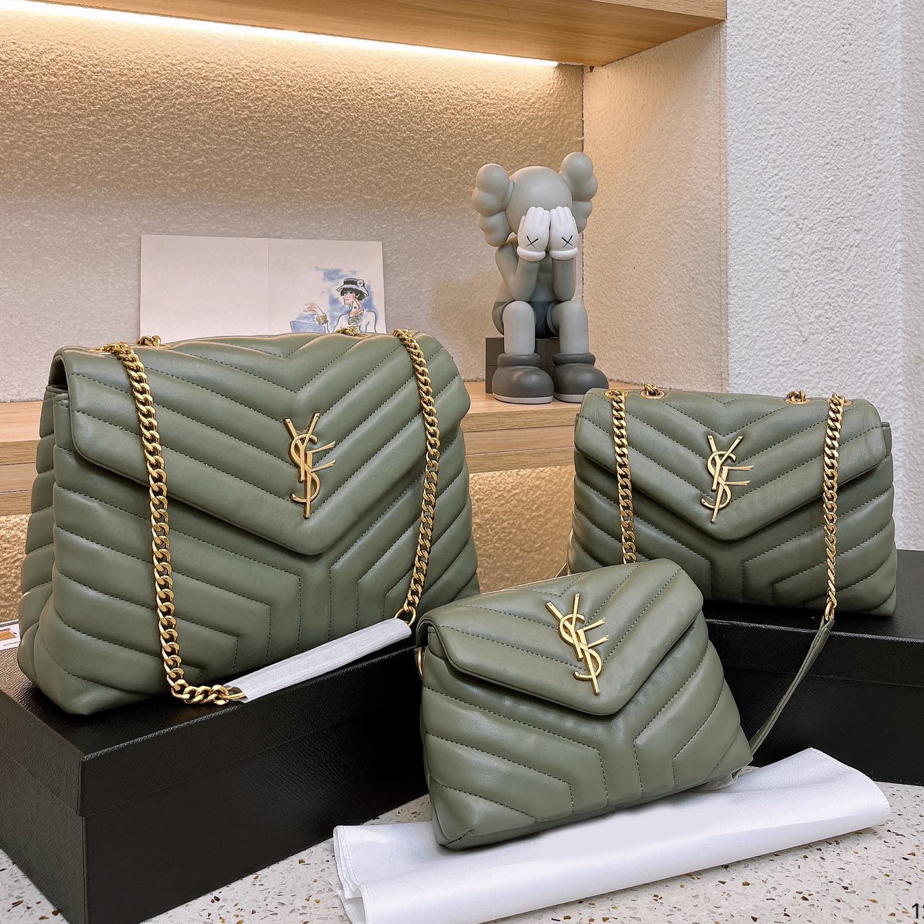 2023 luxurys designers bags tote handbag PU leather classic ladies lock shoulder bagchains models cossbody Messenger Bag Envelope bag, Picture-color with logo
2023 luxurys designers bags tote handbag PU leather classic ladies lock shoulder bagchains models cossbody Messenger Bag Envelope bag, Picture-color with logo