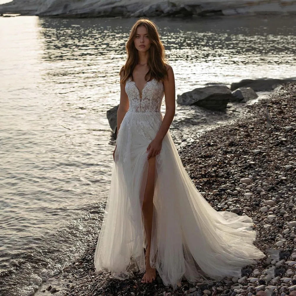 Womens Criss Cross Straps Wedding Dresses V Neck Lace Appliques Beach Bridal Gown A Line Side Slit Boho Wedding Dress