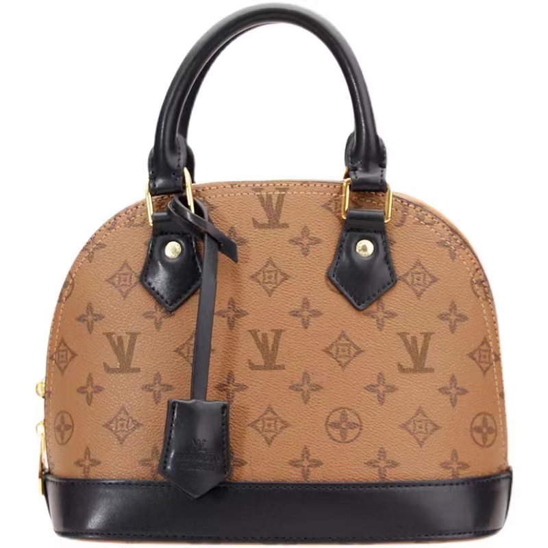 Classic 10A Shoulder Shell Bags Women luxurys designers Bag Leather Handbags Wallet Purse Ladies Crossbody Bag Tote Cross body Chain Ladies Bags dhgate bags Popular
Classic 10A Shoulder Shell Bags Women luxurys designers Bag Leather Handbags Wallet Purse Ladies Crossbody Bag Tote Cross body Chain Ladies Bags dhgate bags Popular