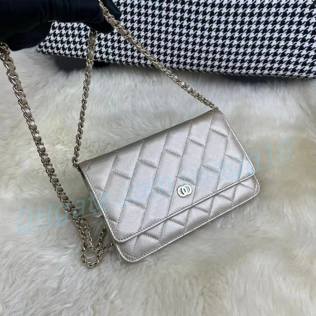 7A Designer Original High Quality Shoulder Bags Luxury Soft sheepskin Cross Body Purse Diamond Lattice Handbags Women Genuine Leather Caviar Flap Clutch bags Totes, 1- black&gold strap
7A Designer Original High Quality Shoulder Bags Luxury Soft sheepskin Cross Body Purse Diamond Lattice Handbags Women Genuine Leather Caviar Flap Clutch bags Totes, 1- black&gold strap