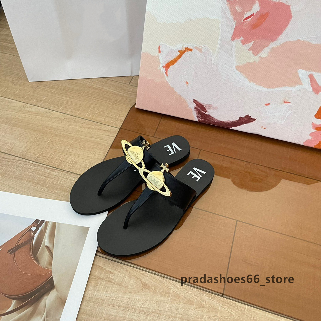 Paris Women Beach Sandals 2023 Summer Flat Shoes Slip On Sandals ff Non-slip Metal buckle Solid Color Female Fashion Luxury brand Flip Flop Slides tb