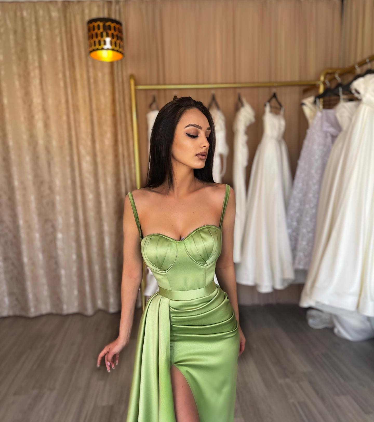 Elegant A Line Light Green Prom Dresses Spaghetti Evening Gowns Pleats Slit Formal Long Special Ocn Party Dress