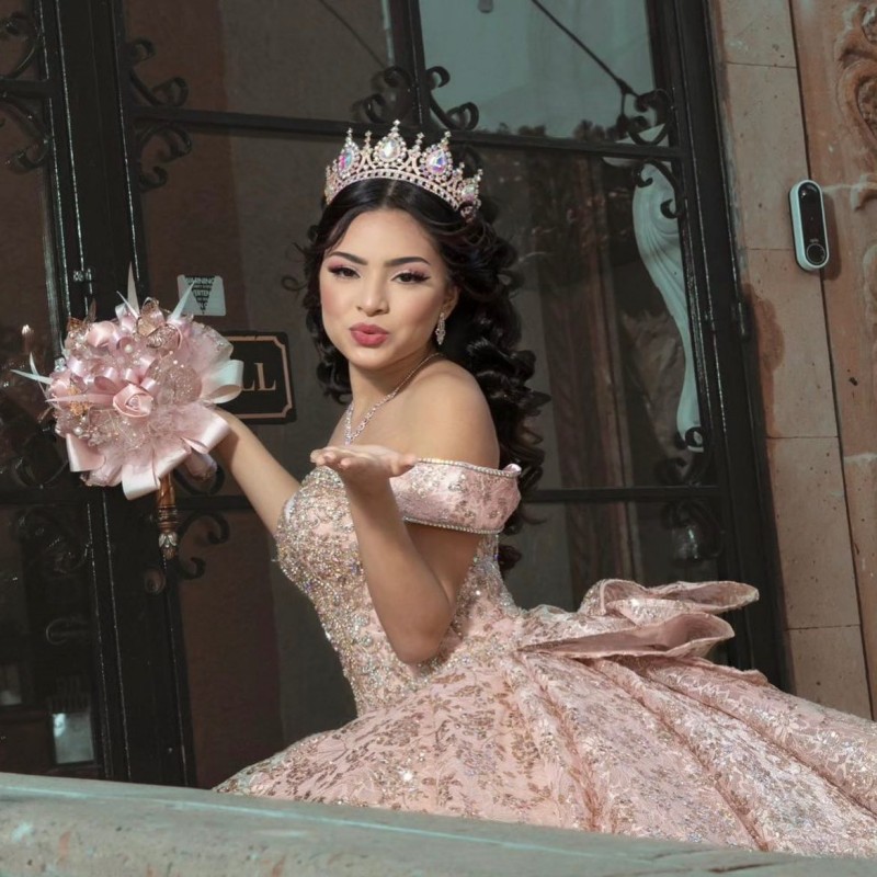 Pink Ball Gown Quinceanera Dress 2025 Tulle Appliques Flowers Bow Off Shoulder Sweet 15 16 Years Birthday Party Formal