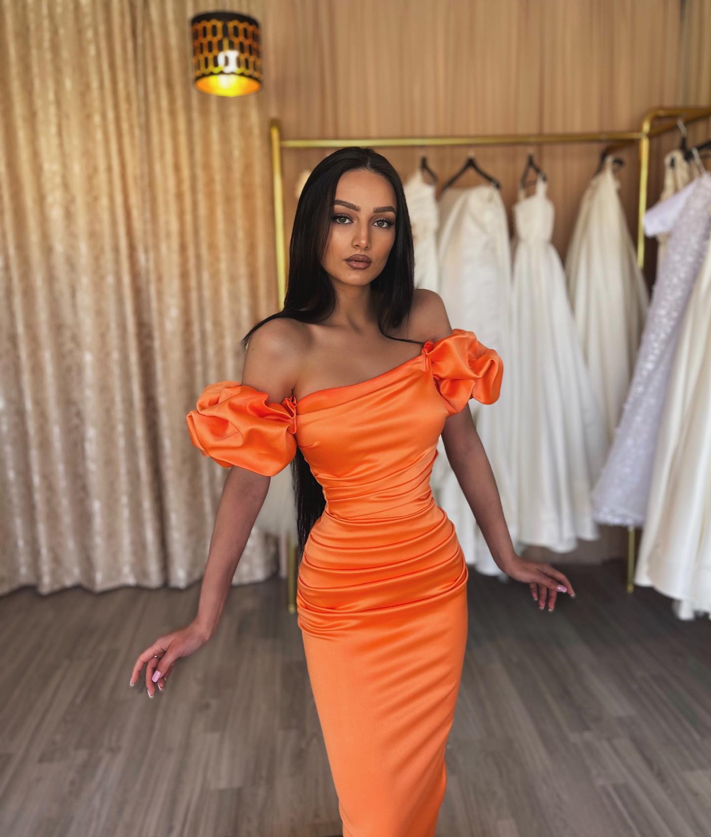 Elegant Orange Prom Dresses Strapless Sheath Evening Gowns Pleats Puffy Sleeves Formal Long Special Ocn Party Dress 0620