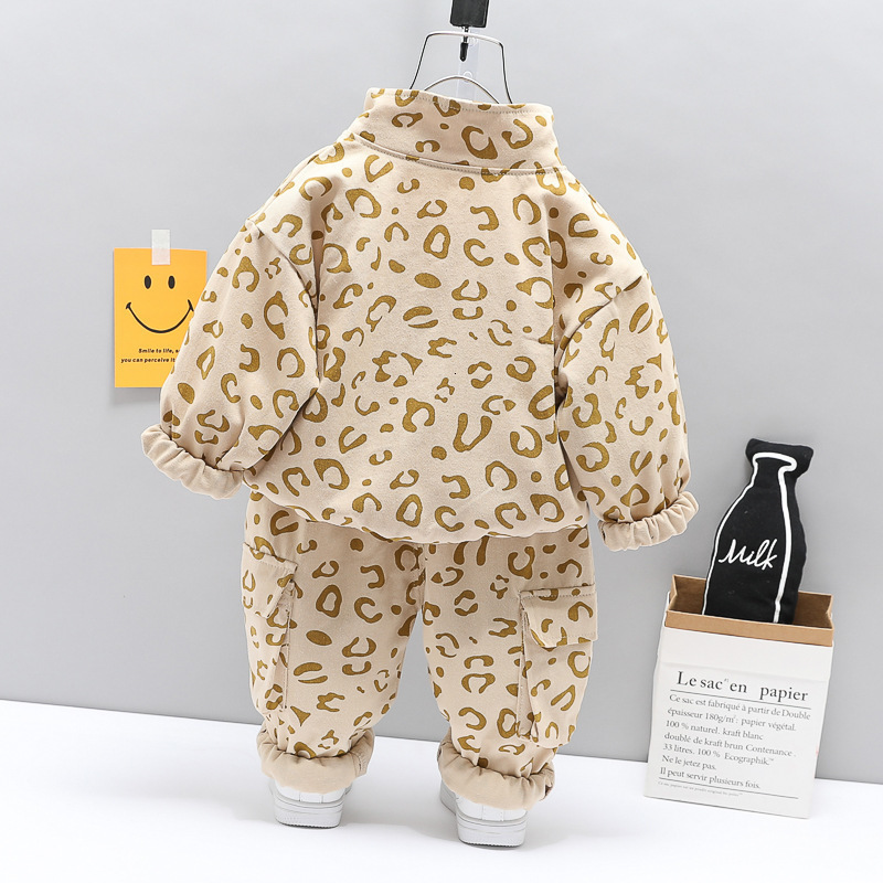 Clothing Sets OLEKID Spring Autumn 2PCS Kids Girls Clothing Set Cotton Leopard Coat Baby Girl Cargo Pants Clothes Set Little Boy Suit 230717