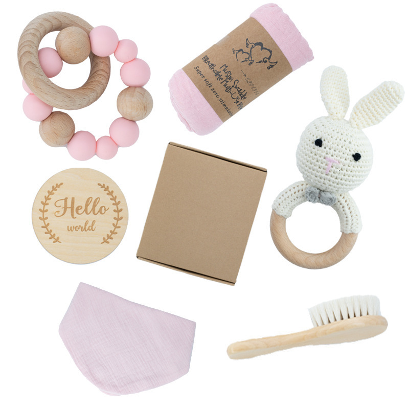 Gift Sets Baby Towel born Bath Set Gifts Box Double Sided Cotton Blanket Wooden Rattle Brushs Bracelet Crochet Baby Bath Gifts Products 230717