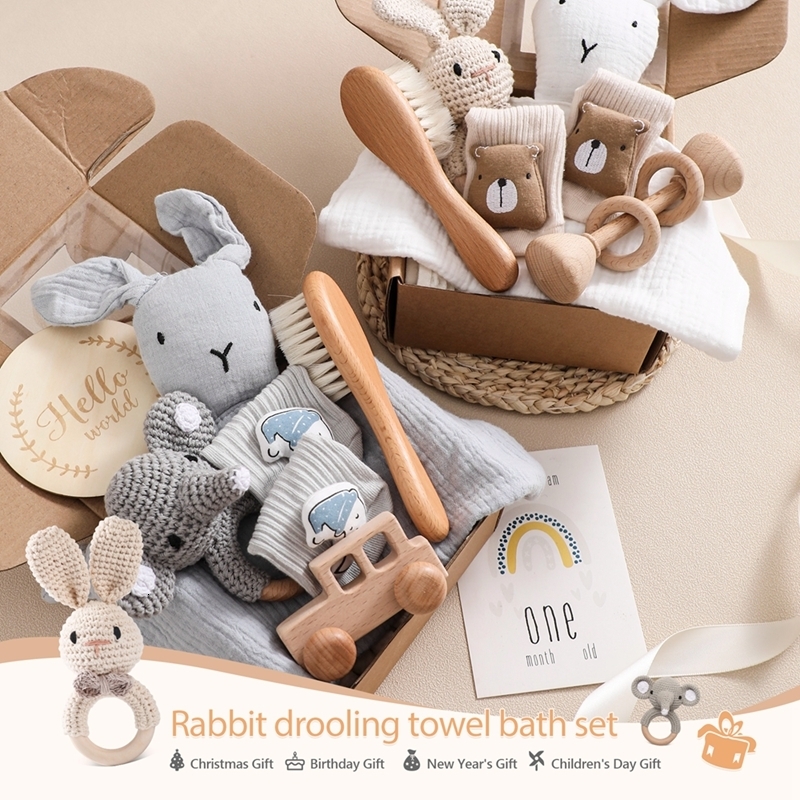 Gift Sets Baby Bath Toy Set Crochet Cartoon Animal Rattles Wooden Ring Teether Bath Brush Bath Double Sided Cotton Blankets born Gift 230717