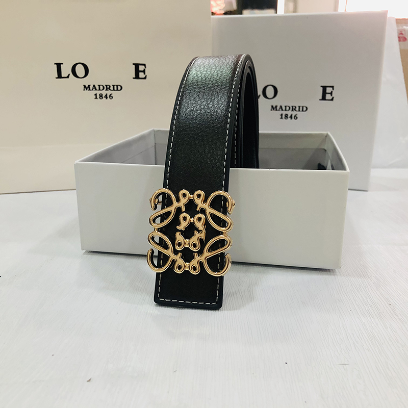 Belts designers luxurys men belt designer Commercial style mens belt Fashion temperament versatile material leather waistbelts Size 3.8 very good, As pics
Belts designers luxurys men belt designer Commercial style mens belt Fashion temperament versatile material leather waistbelts Size 3.8 very good, As pics