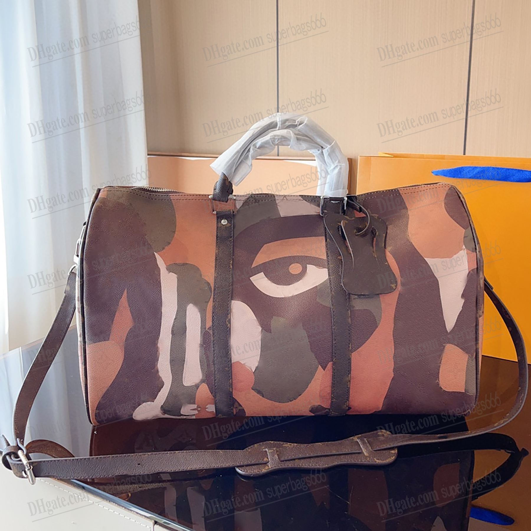 Keepall Bandouliere 55 Duffel Luggage Bags Travel Men Women Designer Luxury Fashion Sport pharrell willams Outdoor Large Capacity Black Packs Suitcase Bag
Keepall Bandouliere 55 Duffel Luggage Bags Travel Men Women Designer Luxury Fashion Sport pharrell willams Outdoor Large Capacity Black Packs Suitcase Bag