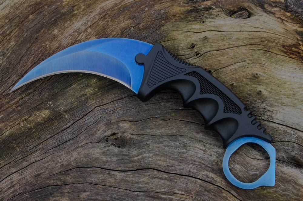 Top Quality C7145 CSGO Counter Strike Karambit Knife 3Cr13Mov Steel Blade ABS Handle Claw Knives with Sheath Outdoor Hunting Survival Fighting Camping
