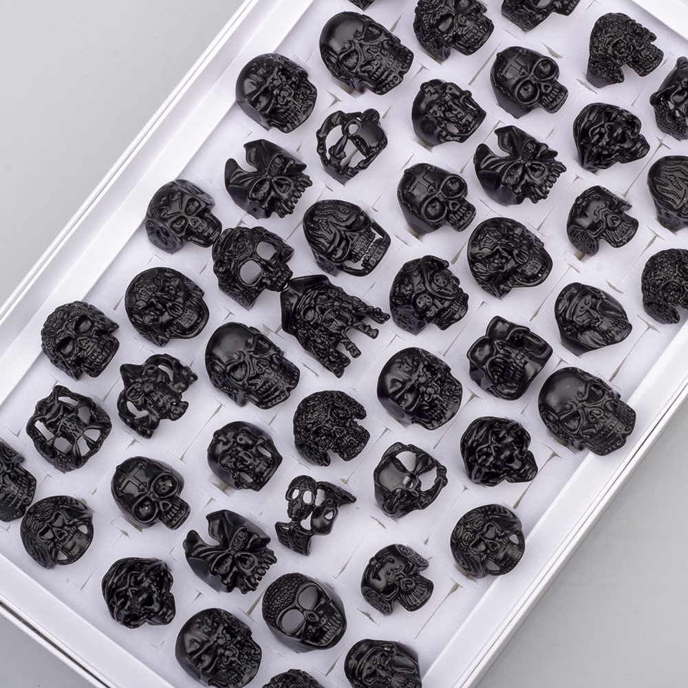 Wedding Rings 40 Pcs/Lot Gothic Punk Big Skull Rings for Women Men Skullies Biker Vintage Antique Silvery Charm Jewelry Accessories Wholesale 230717