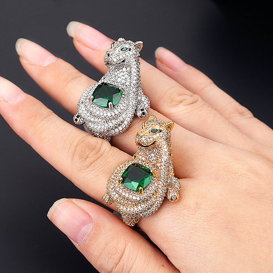 Wedding Rings Zlxgirl Fashion Woman Statement Leopard Shape Animal Finger Ring Green Zircon Eyes Dubai Gold Color Ring couple bijoux Aneis 230717