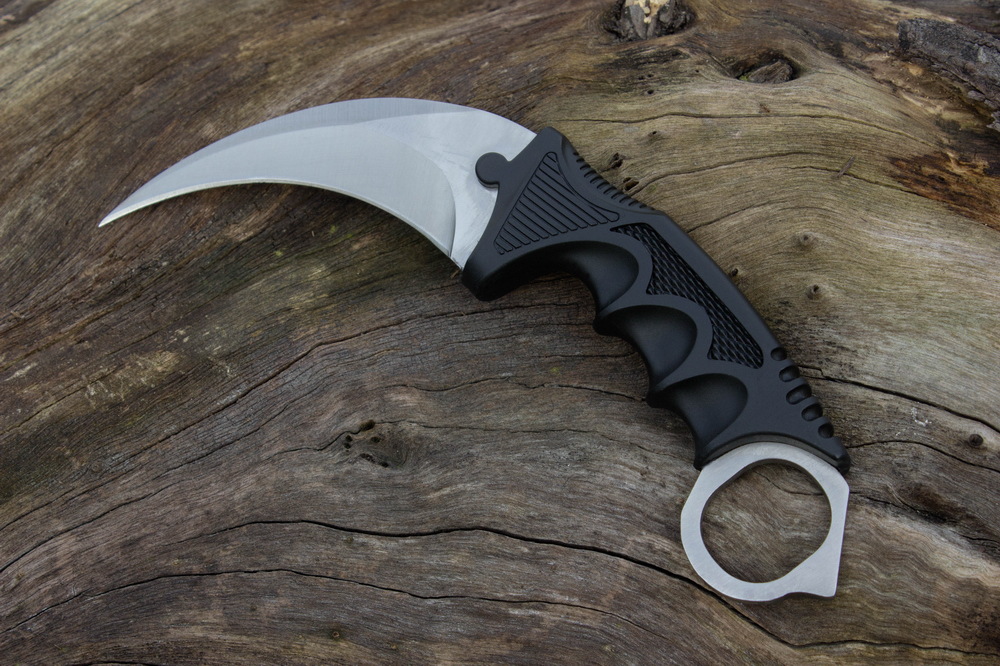 Top Quality C7145 CSGO Counter Strike Karambit Knife 3Cr13Mov Steel Blade ABS Handle Claw Knives with Sheath Outdoor Hunting Survival Fighting Camping