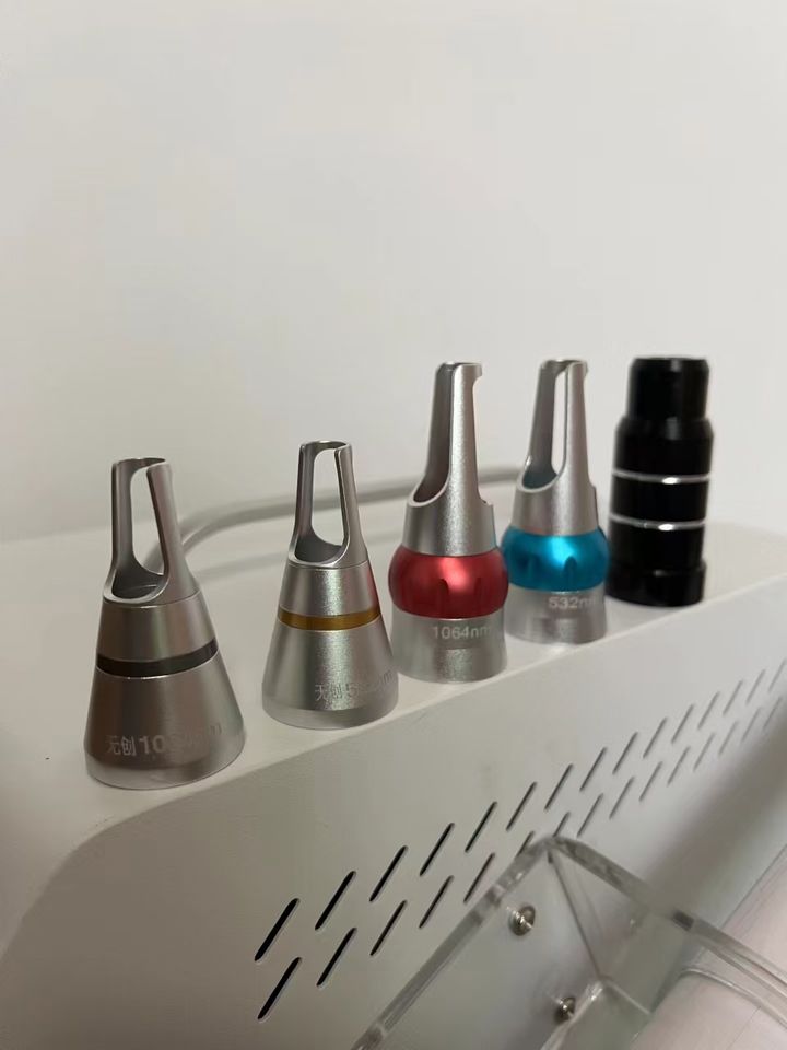 Picosecond Machine Tattoo Pigment Eyeline Freckle Removal Device Nd Yag Laser Q Switched 4 Wavelengths Skin Whitening Beauty Equipment 1064nm 532nm 13