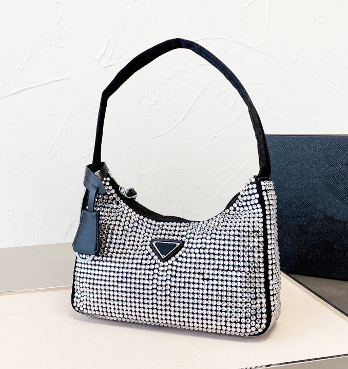 Luxurys Designer Bag Women Shoulder handbag 2000 crystal Diamante Handbags Metallic Beads Glitter Diamonds Lady Axillary bag Crossbody ladies wallet Purses, With logo
Luxurys Designer Bag Women Shoulder handbag 2000 crystal Diamante Handbags Metallic Beads Glitter Diamonds Lady Axillary bag Crossbody ladies wallet Purses, With logo
