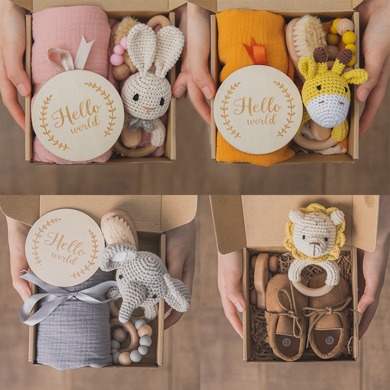 Gift Sets Baby Towel born Bath Set Gifts Box Double Sided Cotton Blanket Wooden Rattle Brushs Bracelet Crochet Baby Bath Gifts Products 230717
