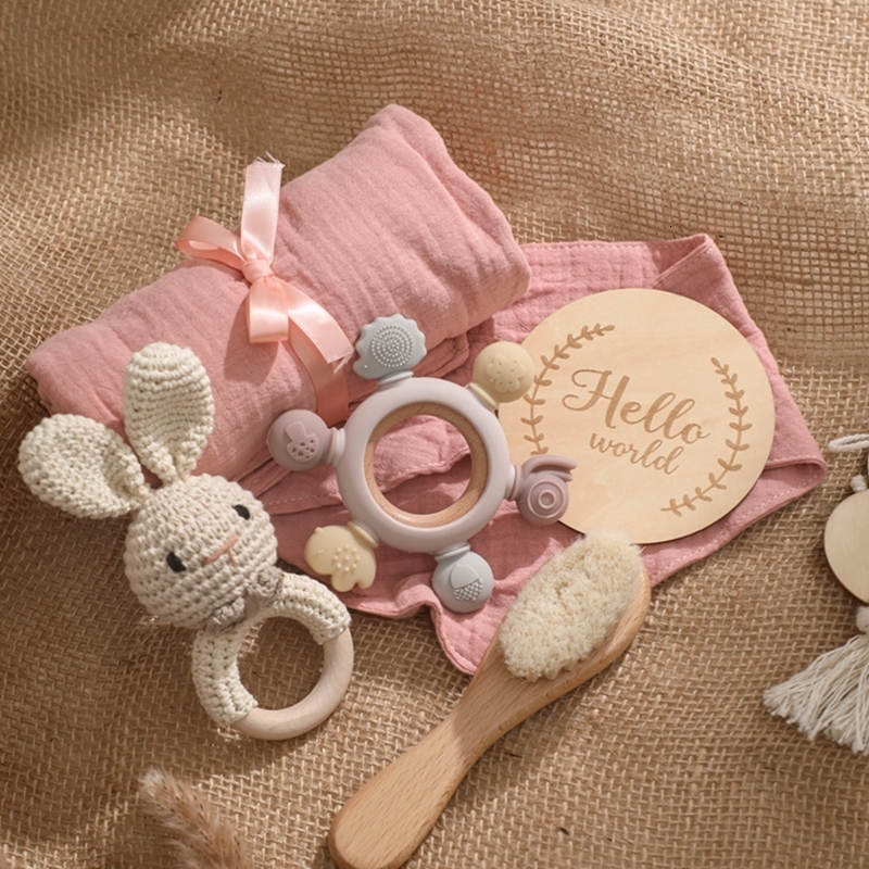 Gift Sets 1Set Baby Bath Toy Set Food Grade Silicone Teether Toys Wooden Ring Crochet Rattle Milestones Card Bath Brush For born Gift 230717