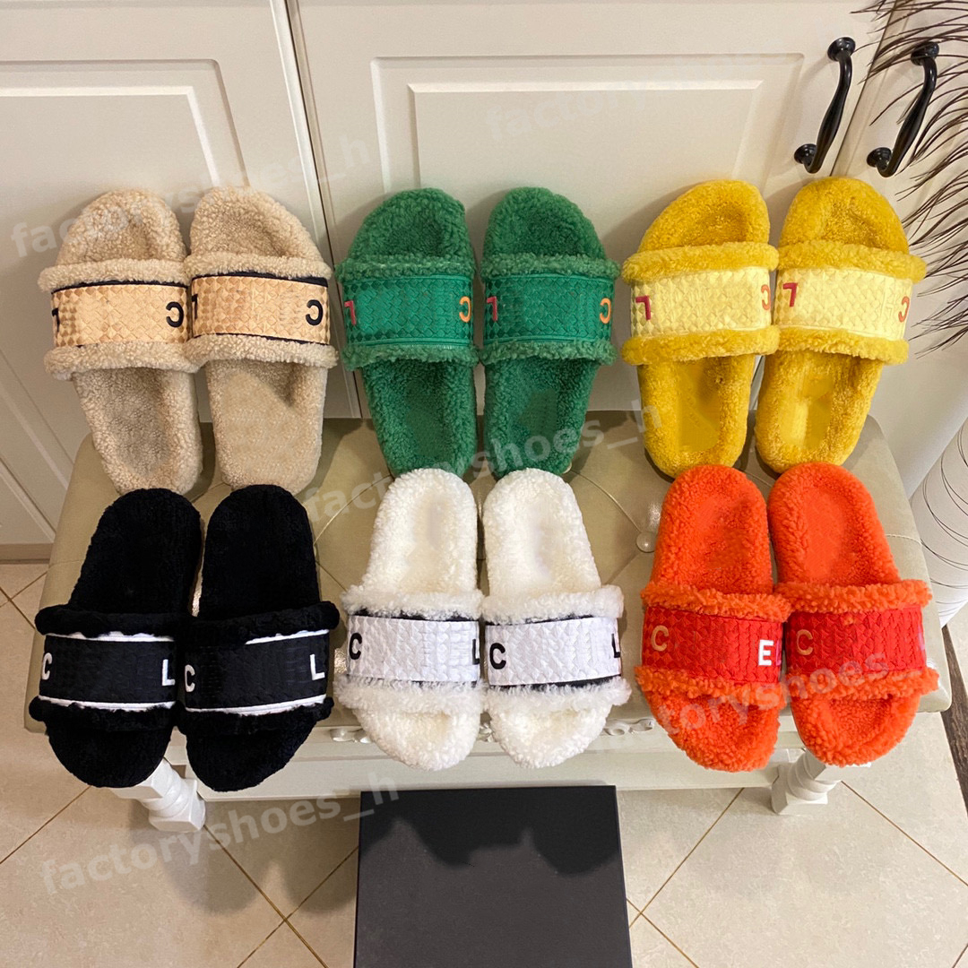 Designer Slippers Women Slipper Wool Sandals Platform Shoes Letter Printing Sandal Woven Fur Shoe Fluffy Slide Comfortable Autumn Winter Home Slides
Designer Slippers Women Slipper Wool Sandals Platform Shoes Letter Printing Sandal Woven Fur Shoe Fluffy Slide Comfortable Autumn Winter Home Slides