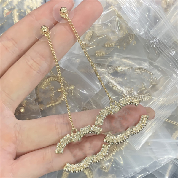 20 style simple Earrings Designer Stud Luxury Women ccity Diamond pearl Earring Classics jewelry Woman C Earing 673445